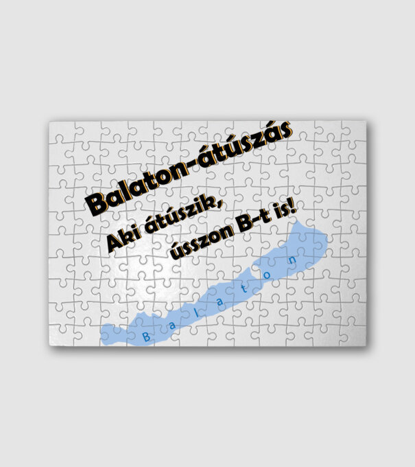  minta fehér pólón